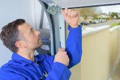 Expert Garage Door Repair Services Sammamish - Sammamish, WA, USA