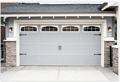 M & J Montenegro Garage Door - Manasass, VA, USA