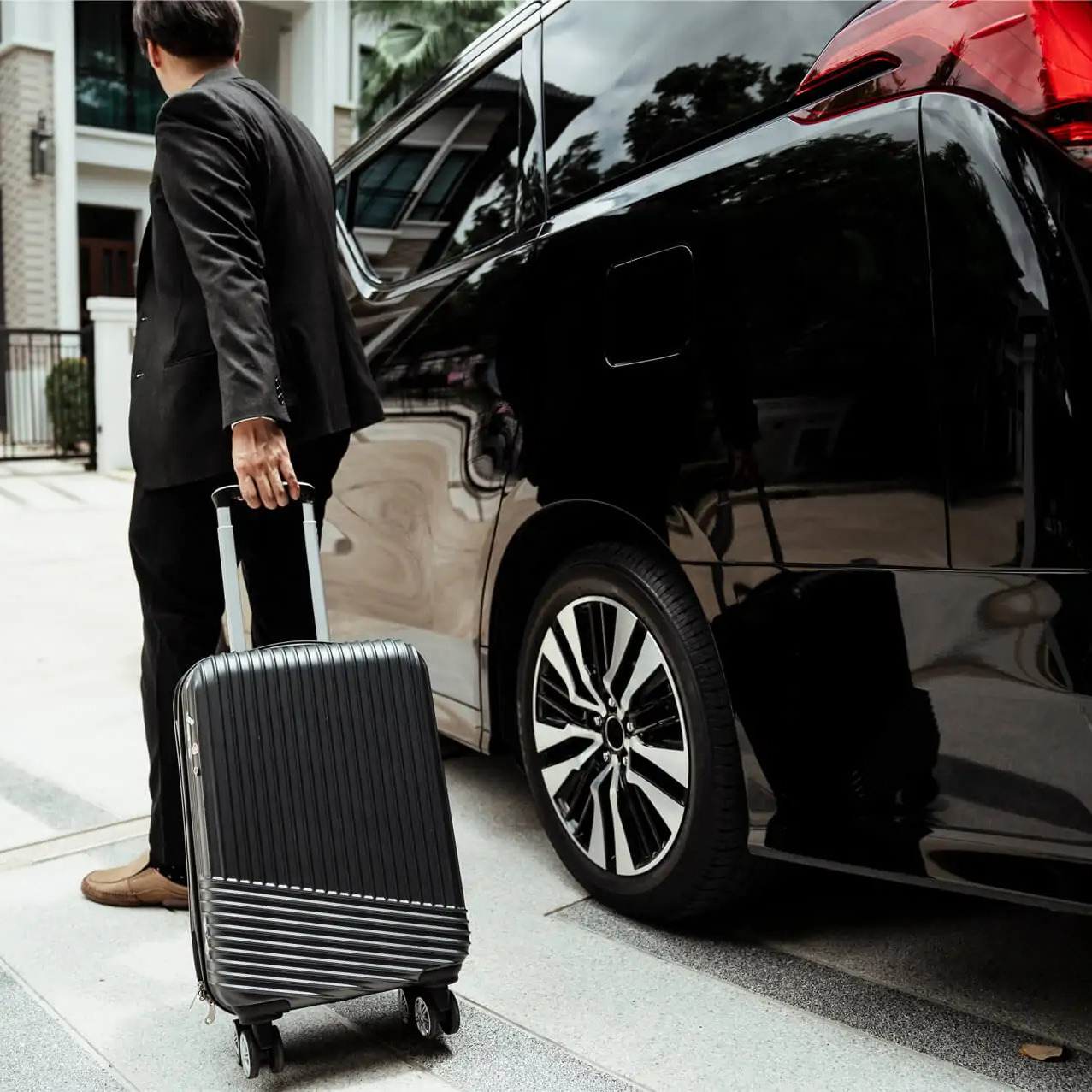 Airport Taxis in Milton Keynes